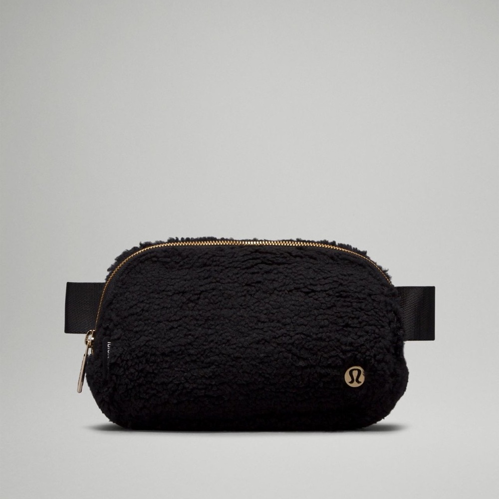 Lululemon Belt Bag *fleece